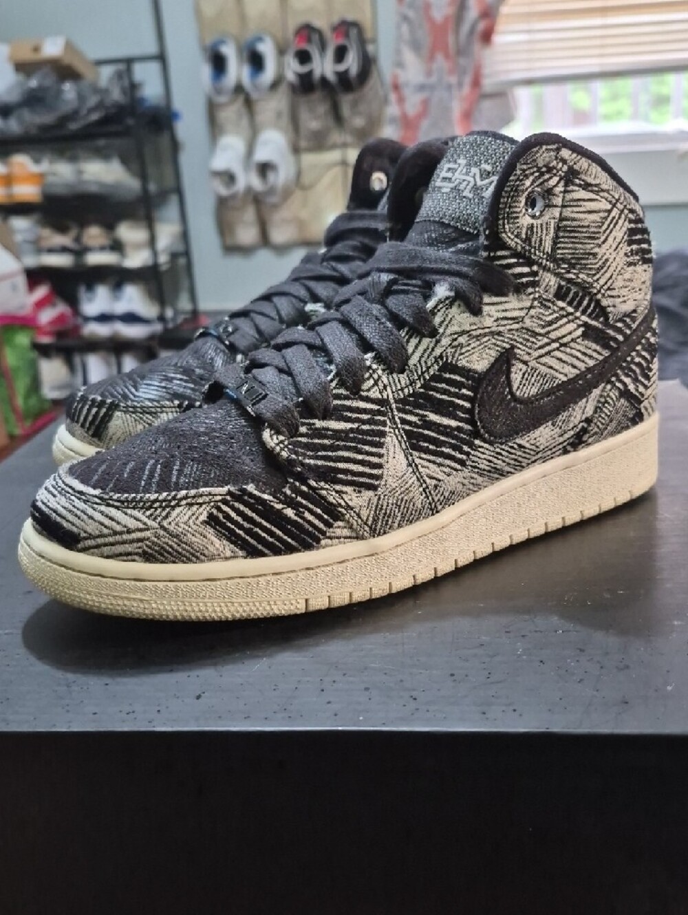 Air Jordan 1 Retro High GG Rare "BHM" (Black History Month) (2015) M7Y/W8.5 EUC - Picture 2 of 10